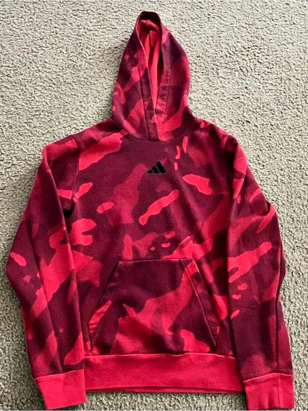 Adidas Camo Hoodie in Red Size Boys Large